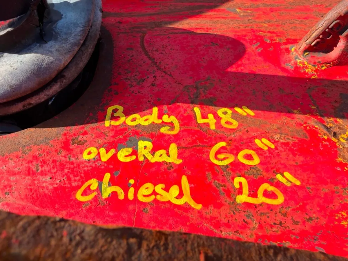 ATLAS COPCO ...13 TON HAMMER BREAKER ....176W - Image 4