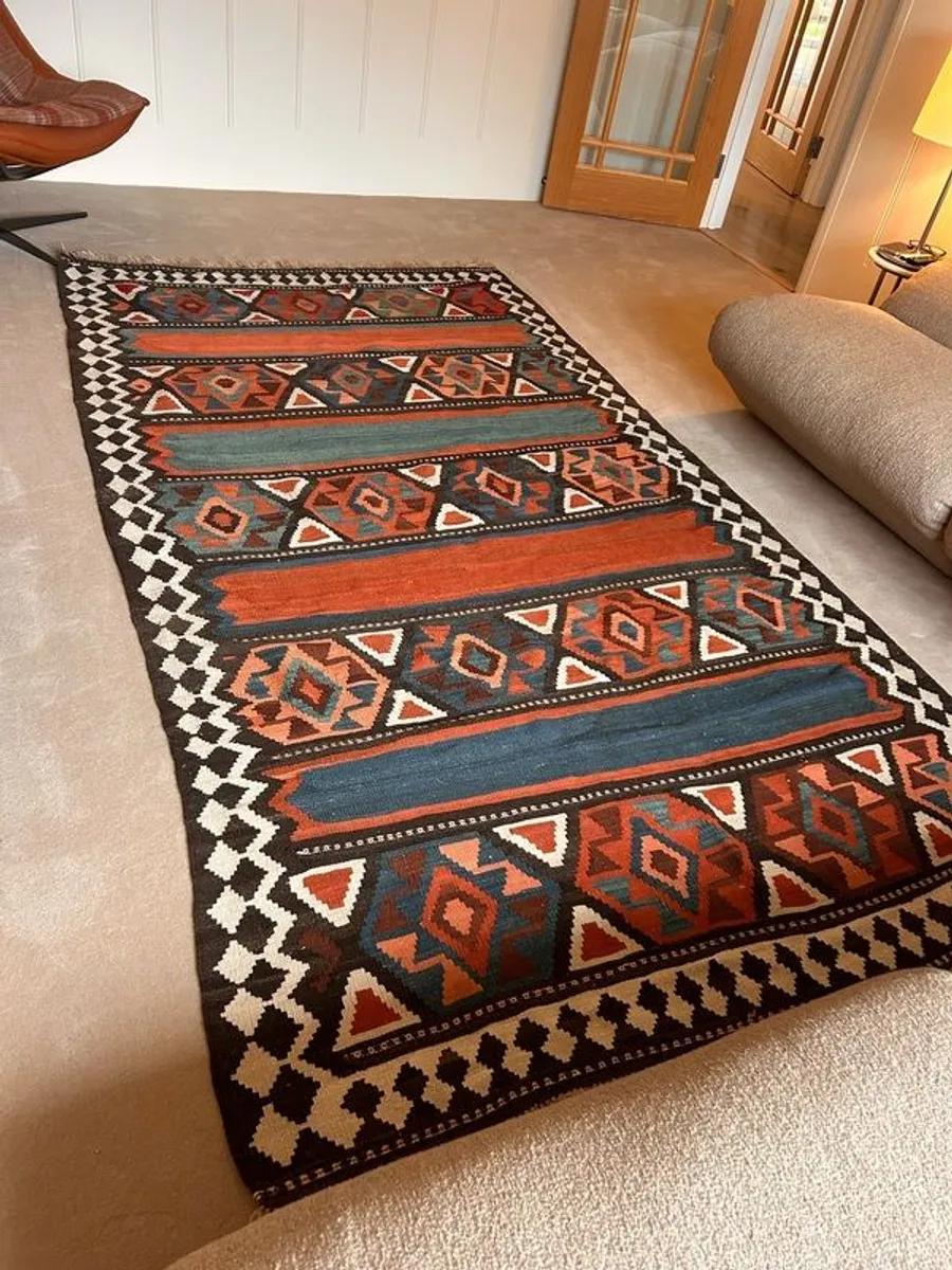 Handmade Kilim Rug - Image 1