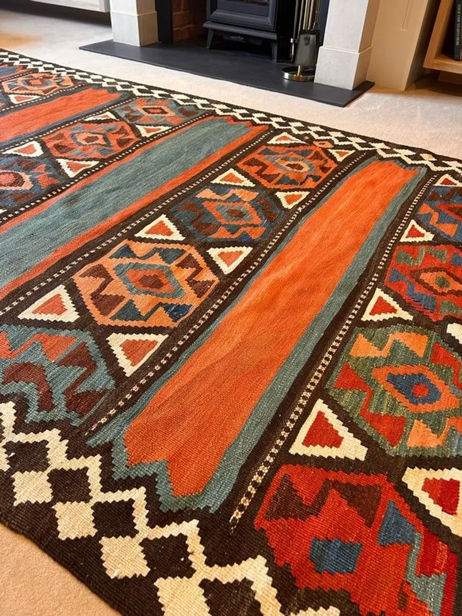 Handmade Kilim Rug - Image 3