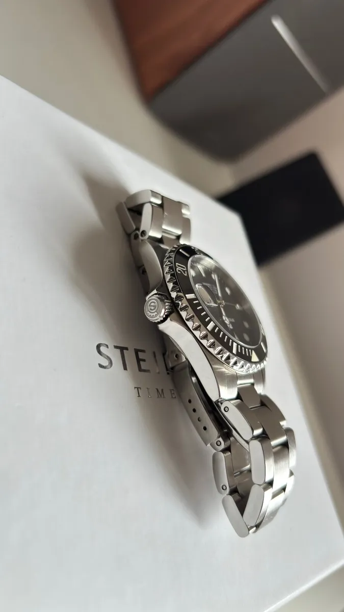Steinhart Ocean One 39 Ceramic - Image 3