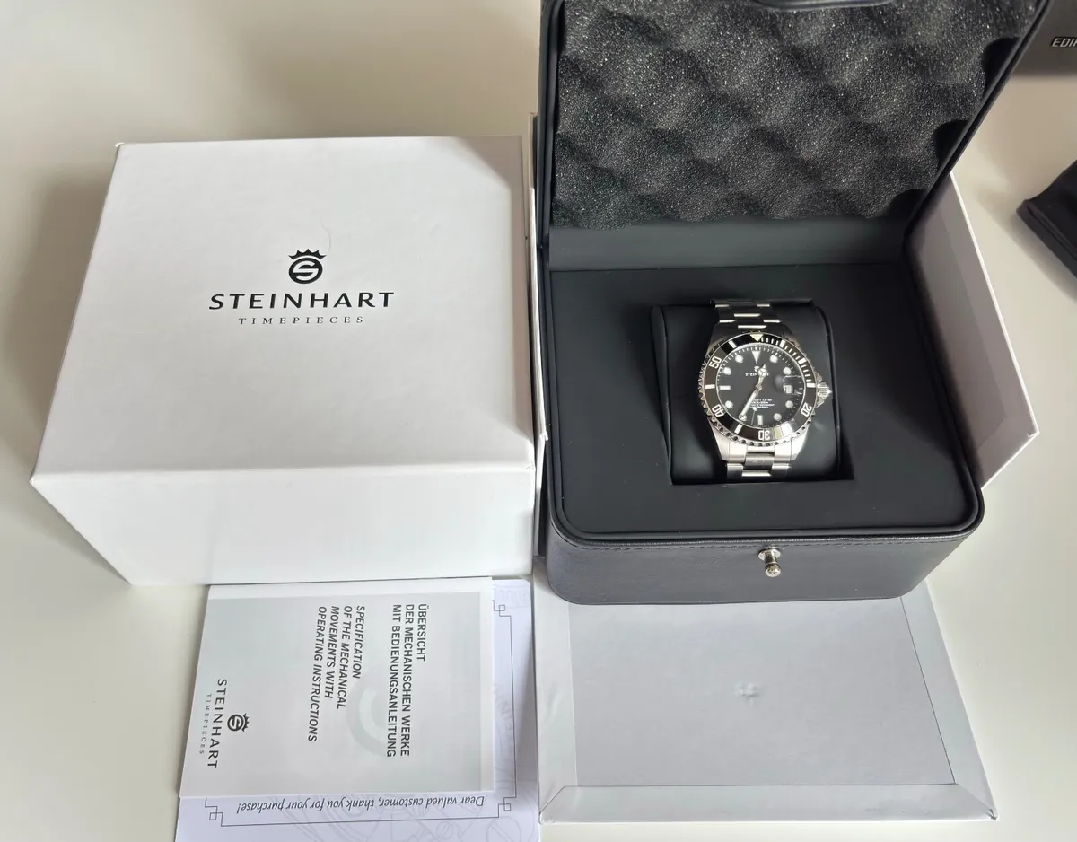 Steinhart Ocean One 39 Ceramic - Image 4