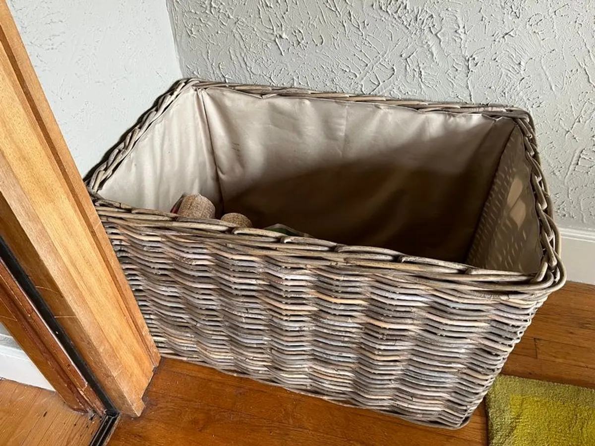 Log Basket - Image 1