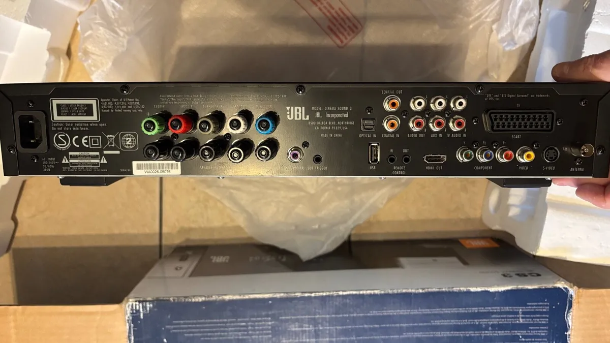 Full JBL sound system - Image 4
