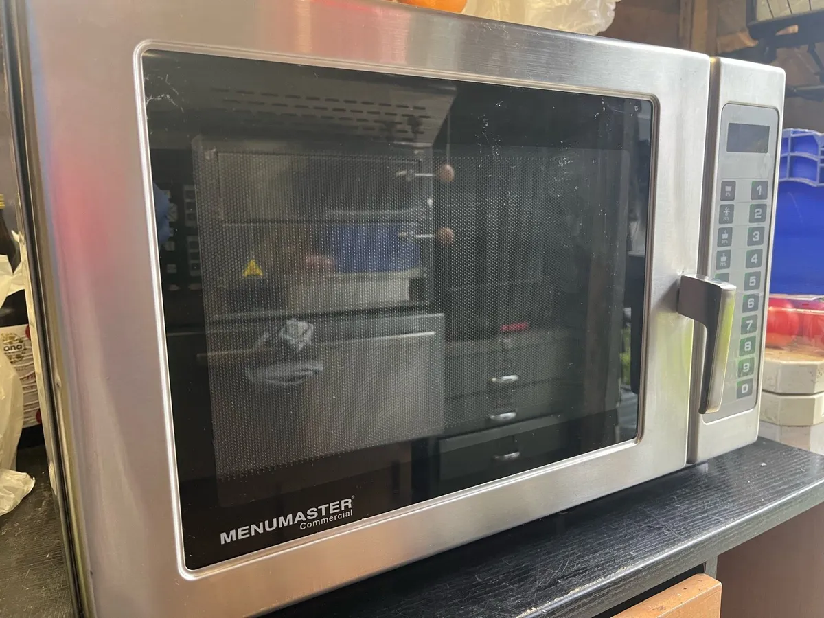 Commercial microwave oven - Image 3