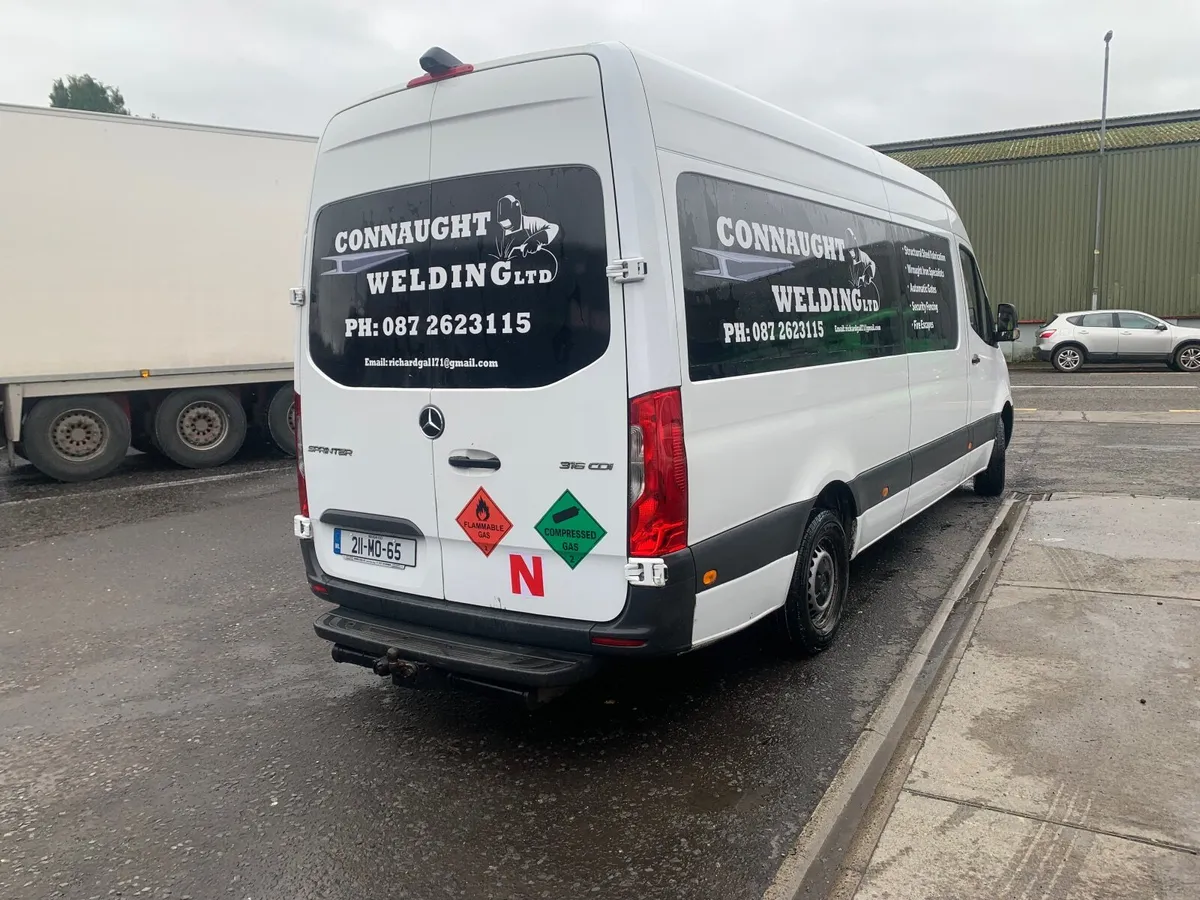 Mercedes-Benz Sprinter 2021 - Image 4