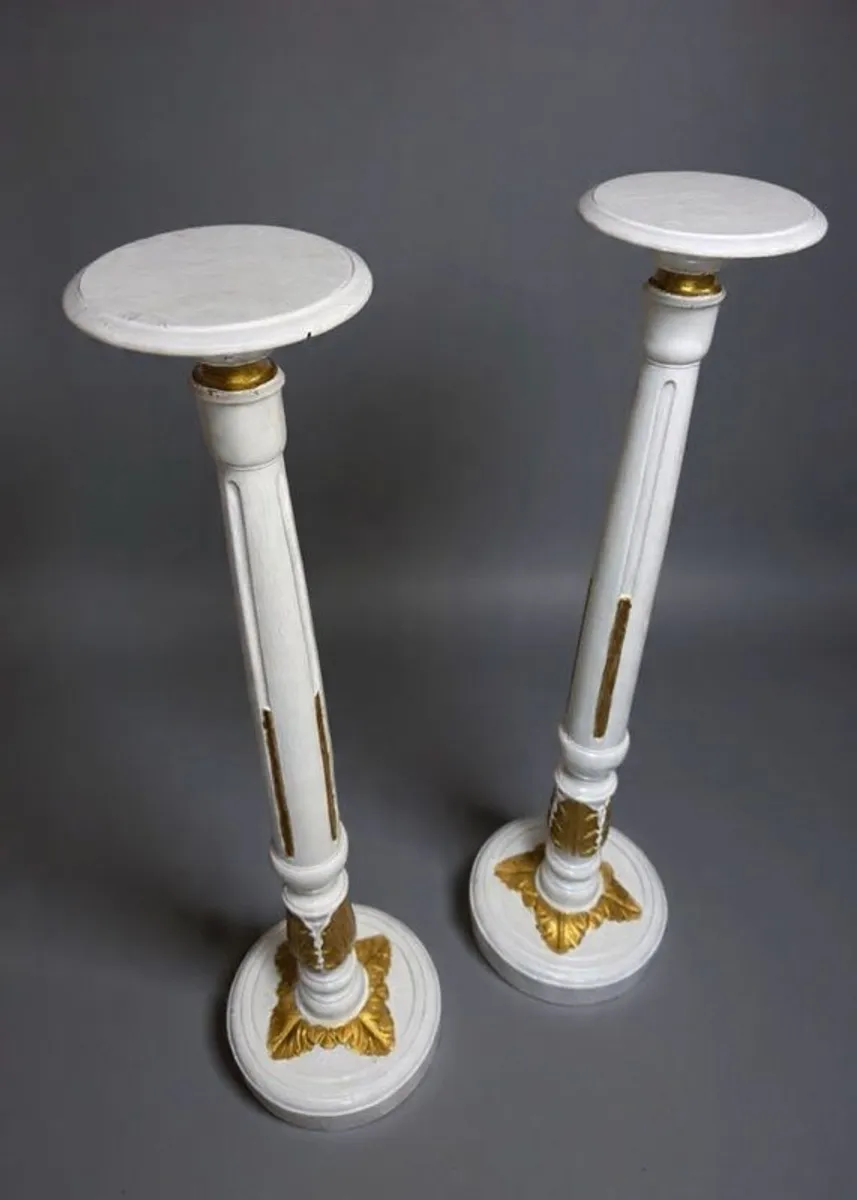 Large Painted & Parcel Gilt Carved Wooden Columns - Image 3