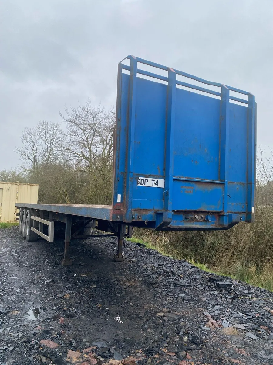 Flat trailer - Image 1