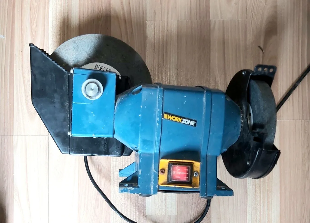 Wet and dry grinder - Image 1