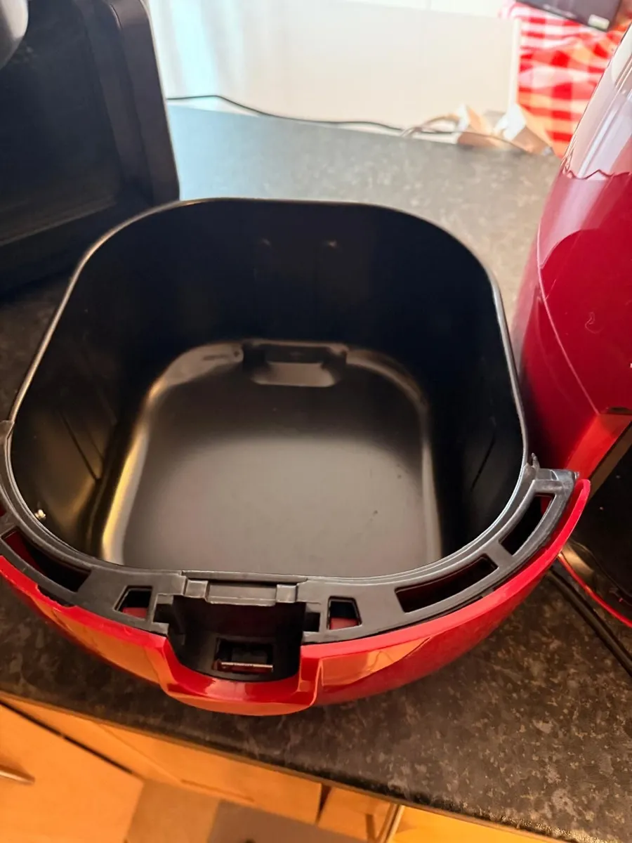 Free Air fryer - Image 4