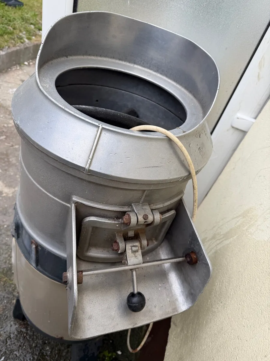 Kichen Equipment - Image 4