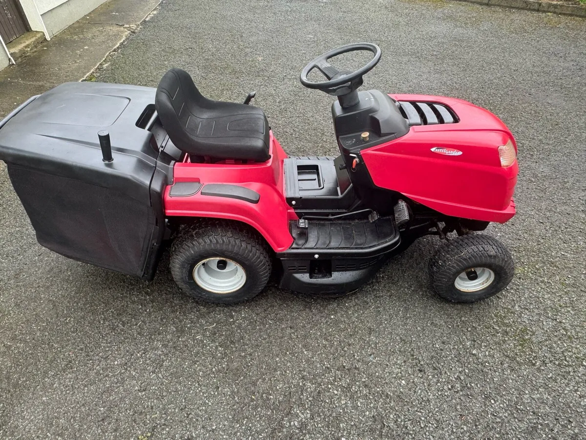 Ride on mower - Image 3