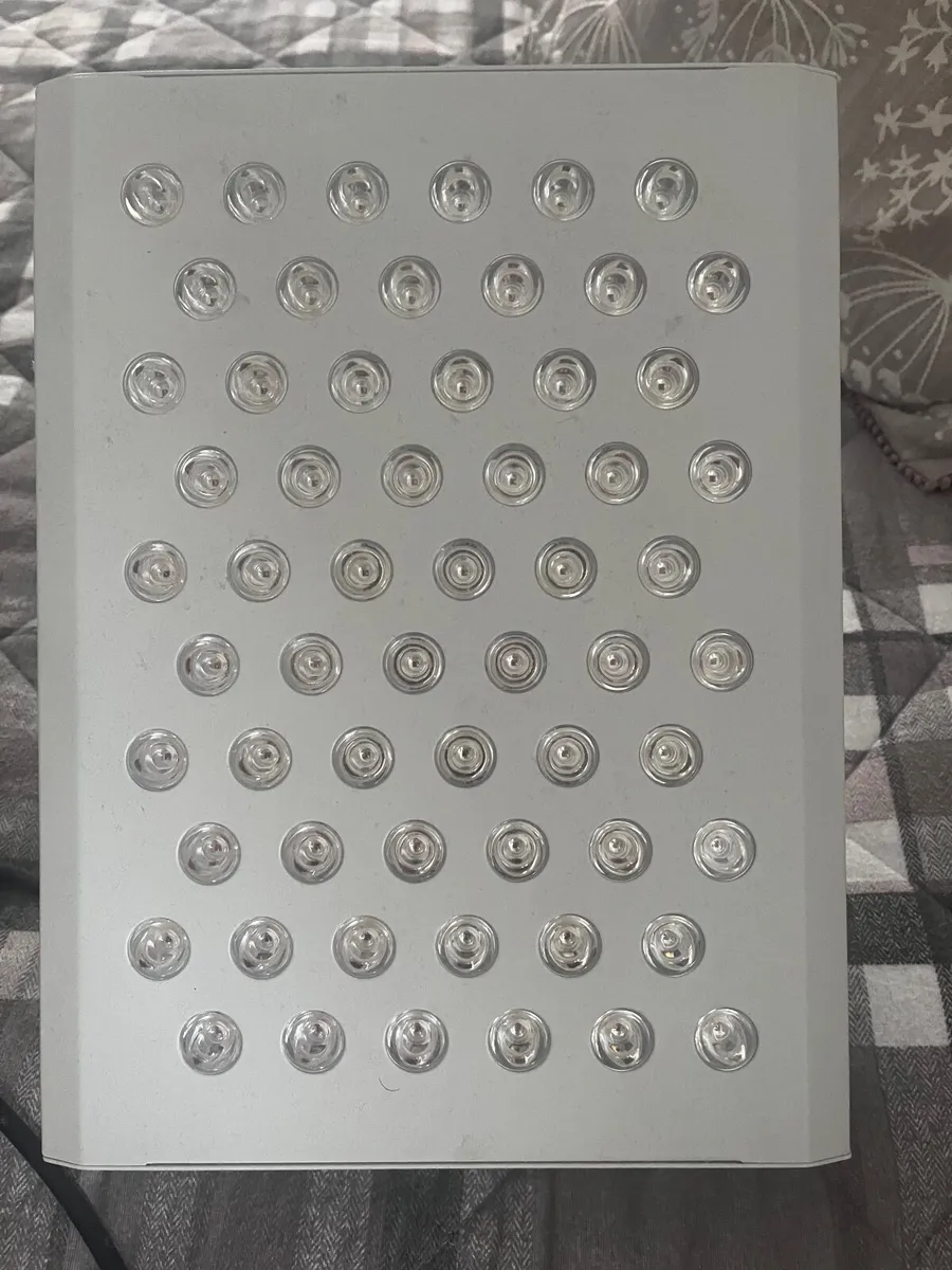 Red light panel - Image 1