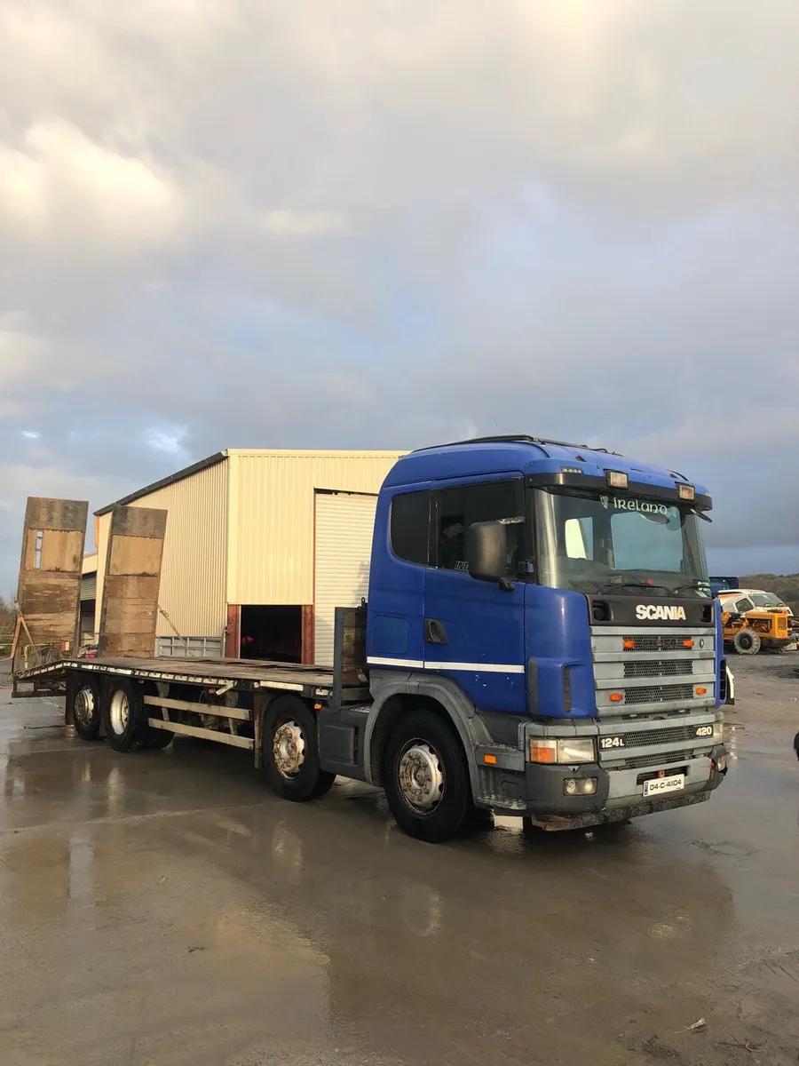 Scania 124 8x2 - Image 1