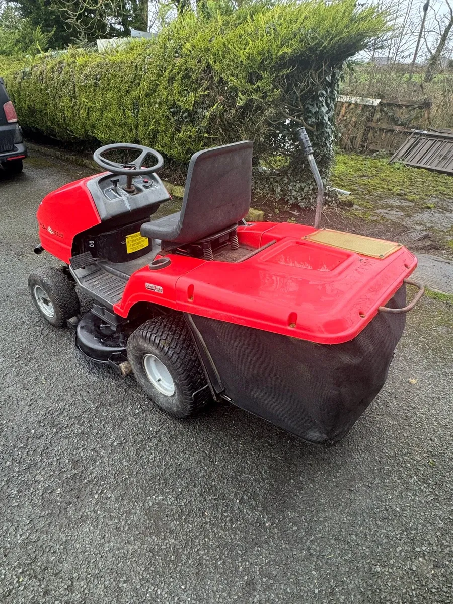 Ride on mower - Image 4