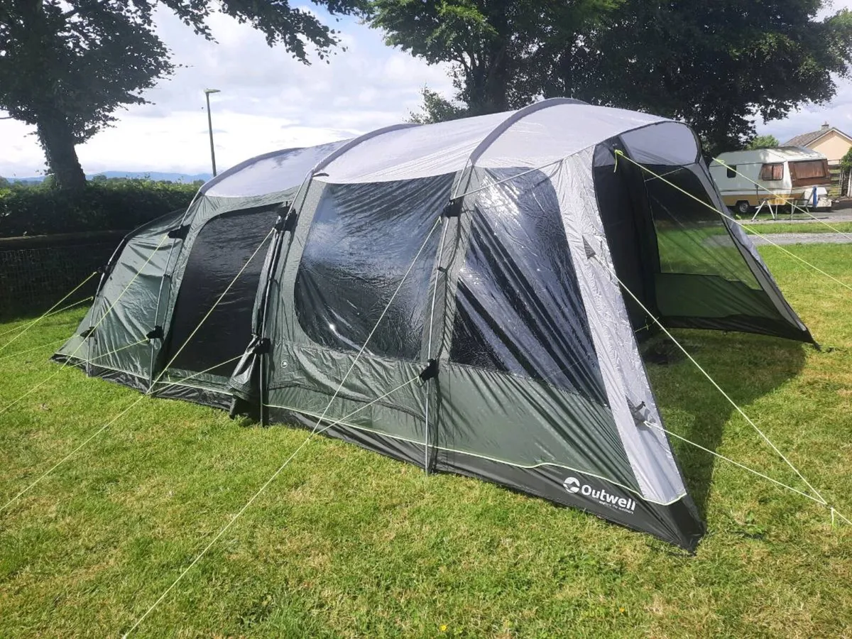 Family Tent - Image 2