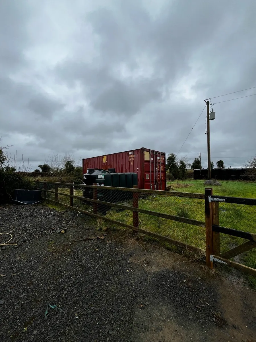 20ft Shipping / Storage Container - Image 2