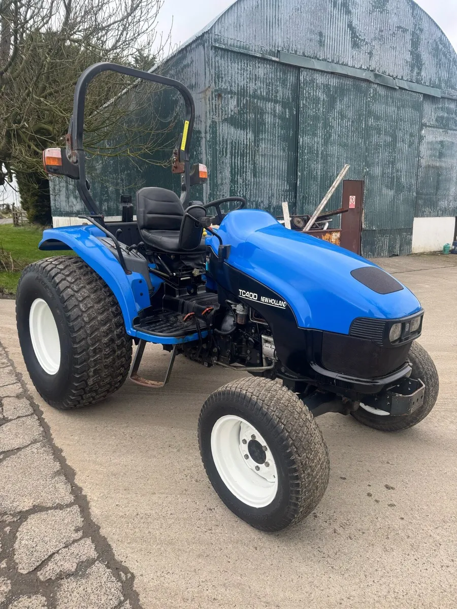 New Holland Compact Tractor - Image 4
