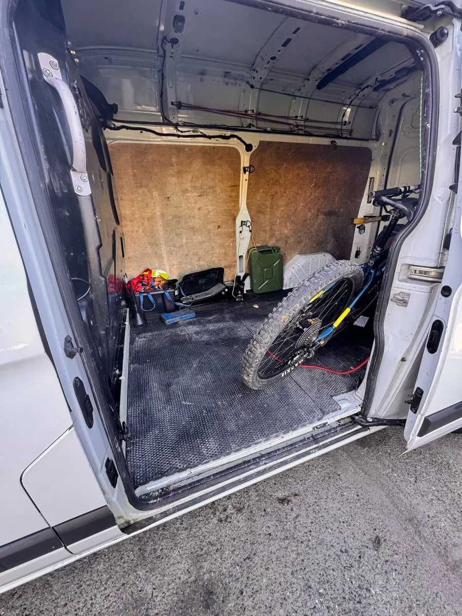 Ford transit custom- brand new engine - Image 4