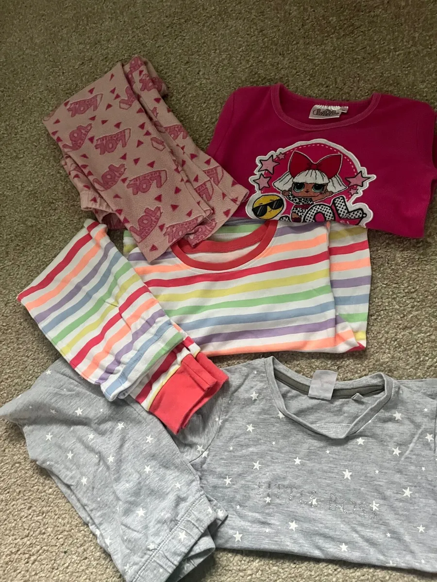 Girls pj bundle 3-4 y - Image 1
