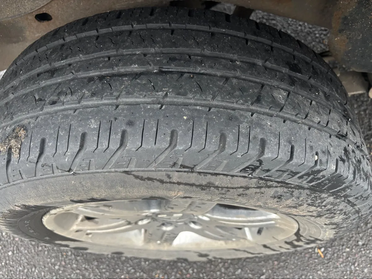 Mitsubishi L200 2005 - Image 4