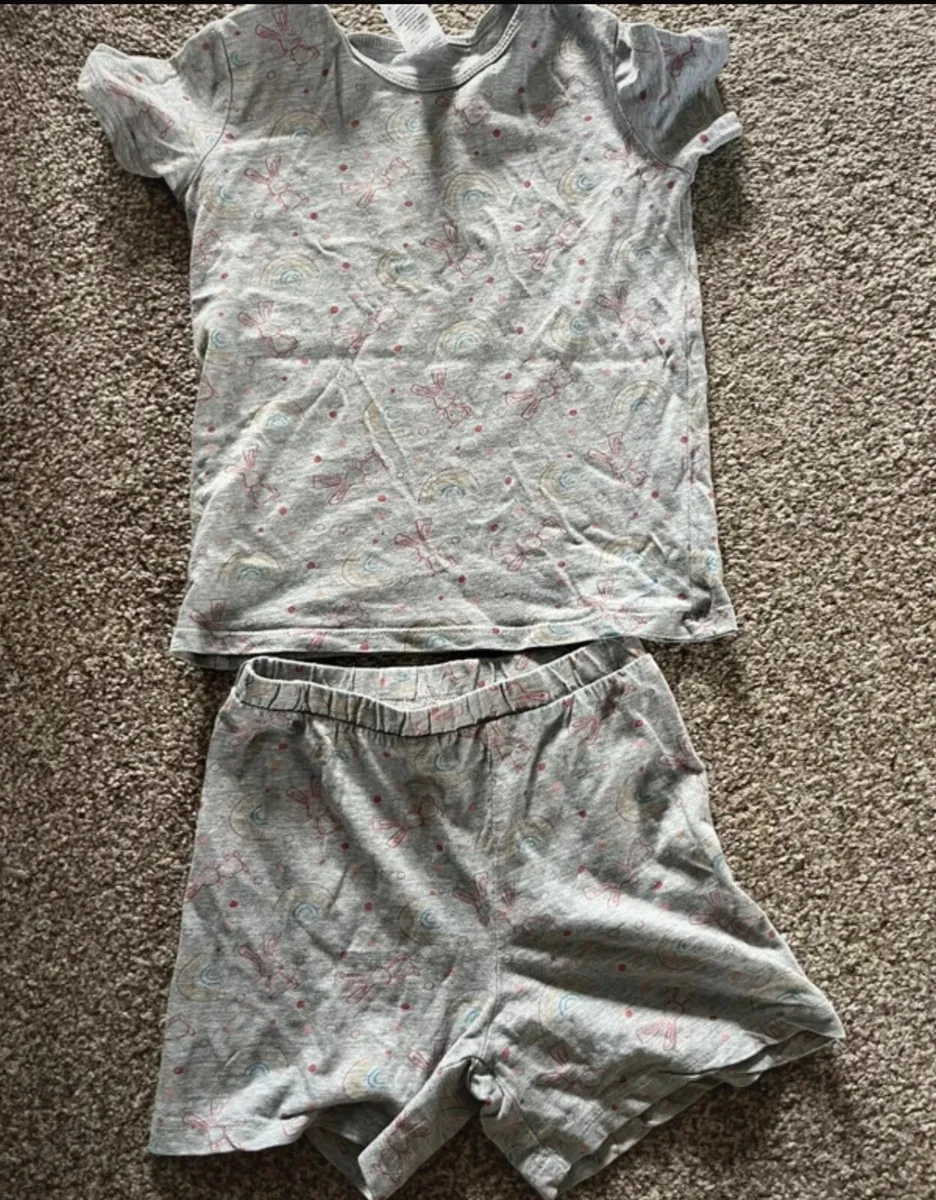 Girls short pj bundle 3-4 y - Image 4