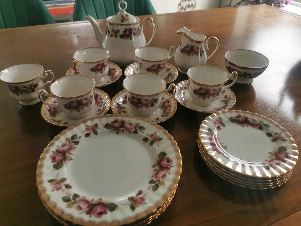 Vintage 6 place Bone China Tea Set - Image 1
