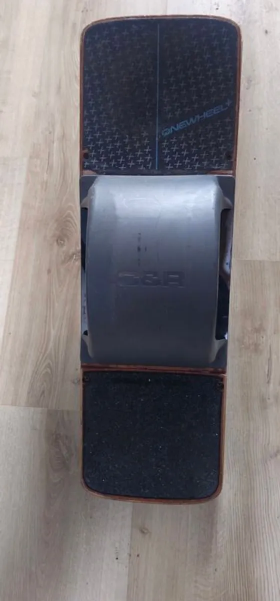Onewheel XR with extras - Image 4
