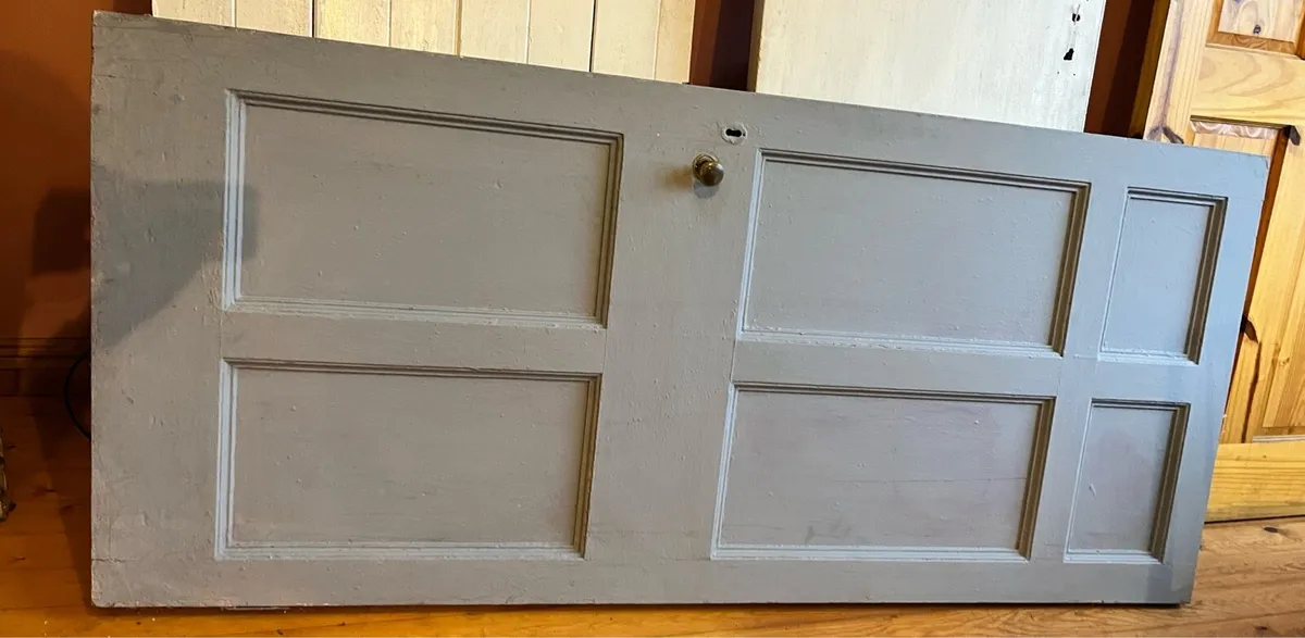 Old style door - Image 1