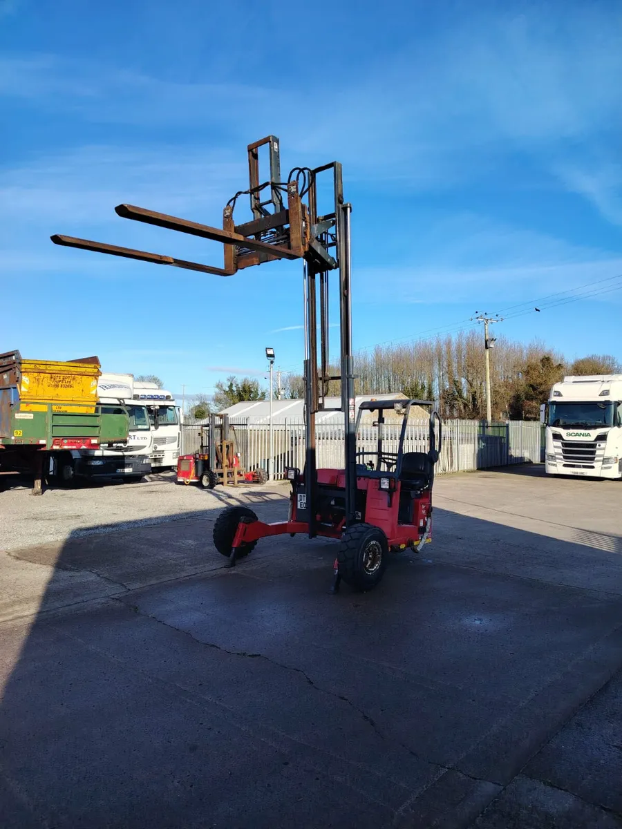 2017 Moffet Mounty forklift  M4-3  Low hrs - Image 2