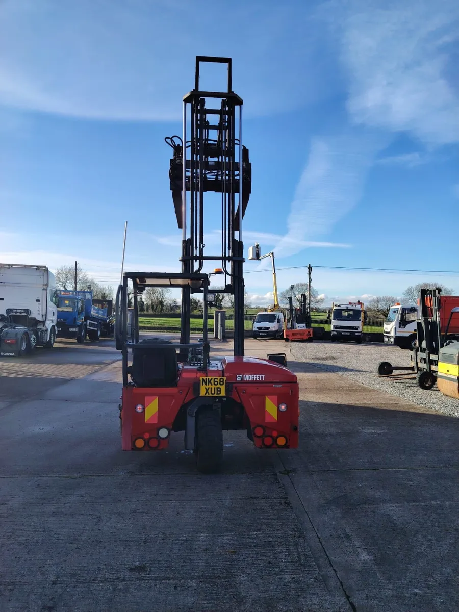 2017 Moffet Mounty forklift  M4-3  Low hrs - Image 4