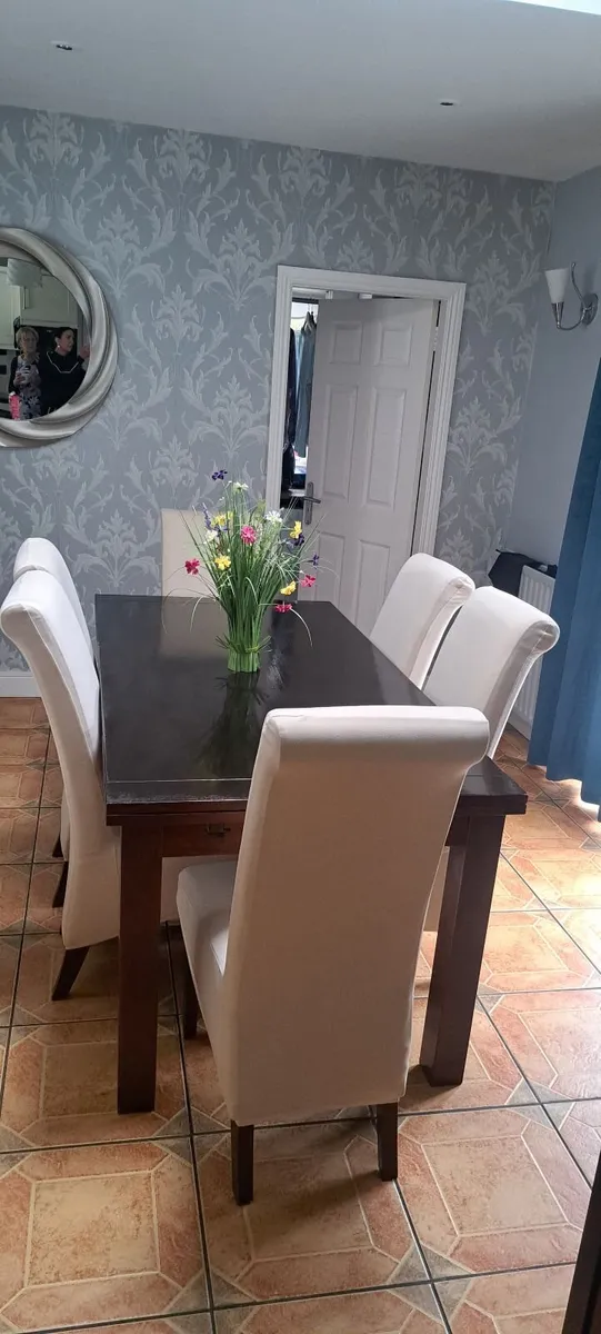 Extendable dining table - Image 4