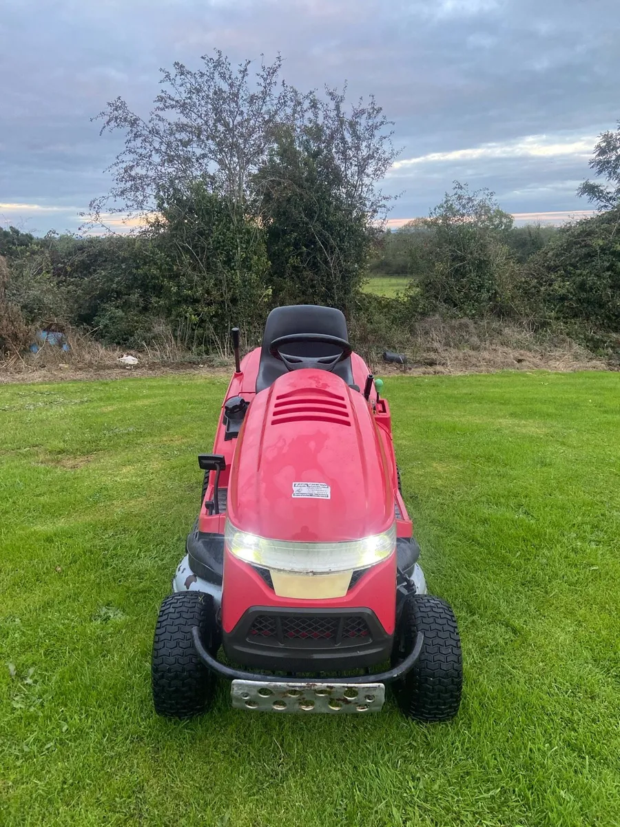 Honda 2417 ride on - Image 2