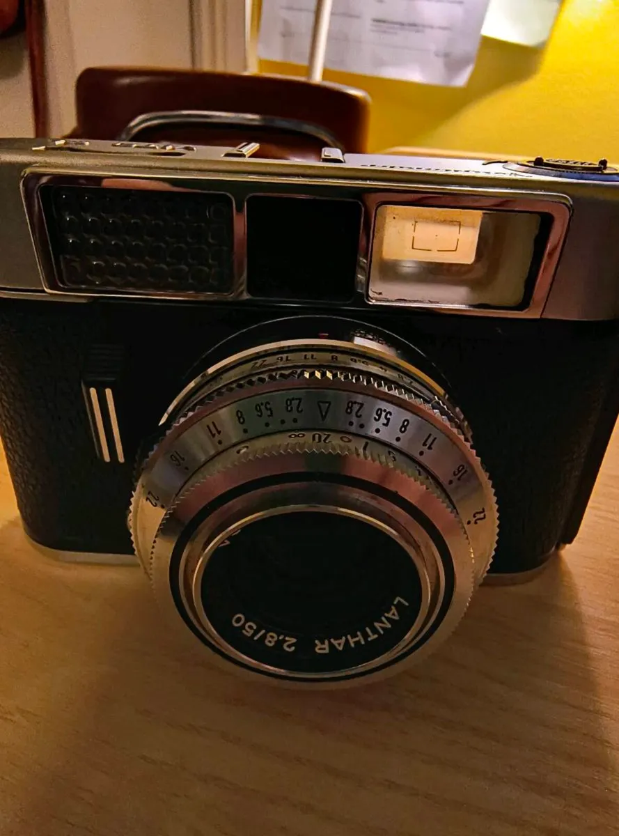 Vintage Film Camera - Image 3
