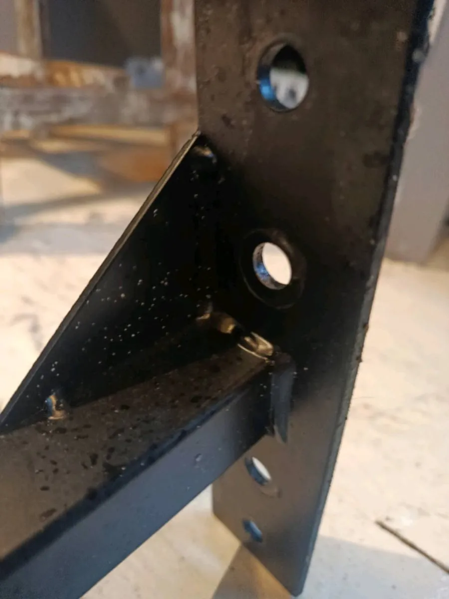 Punch bag wall bracket and a ceiling bracket - Image 3