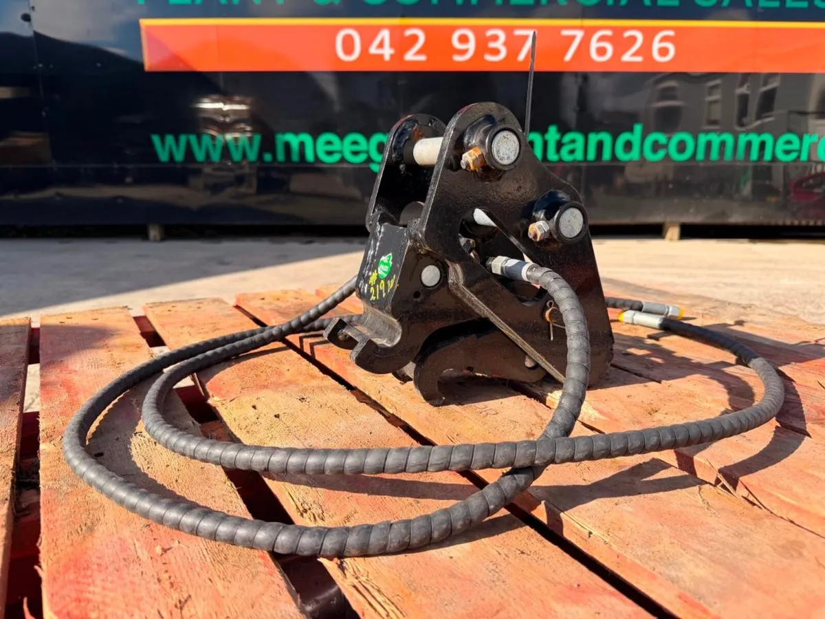 NEW ...MICRO / MINI DIGGER hydraulic quick hitch - Image 2