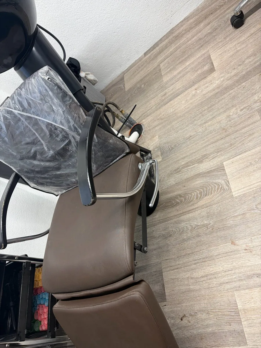 Hairdressing basin/ backwash - Image 4