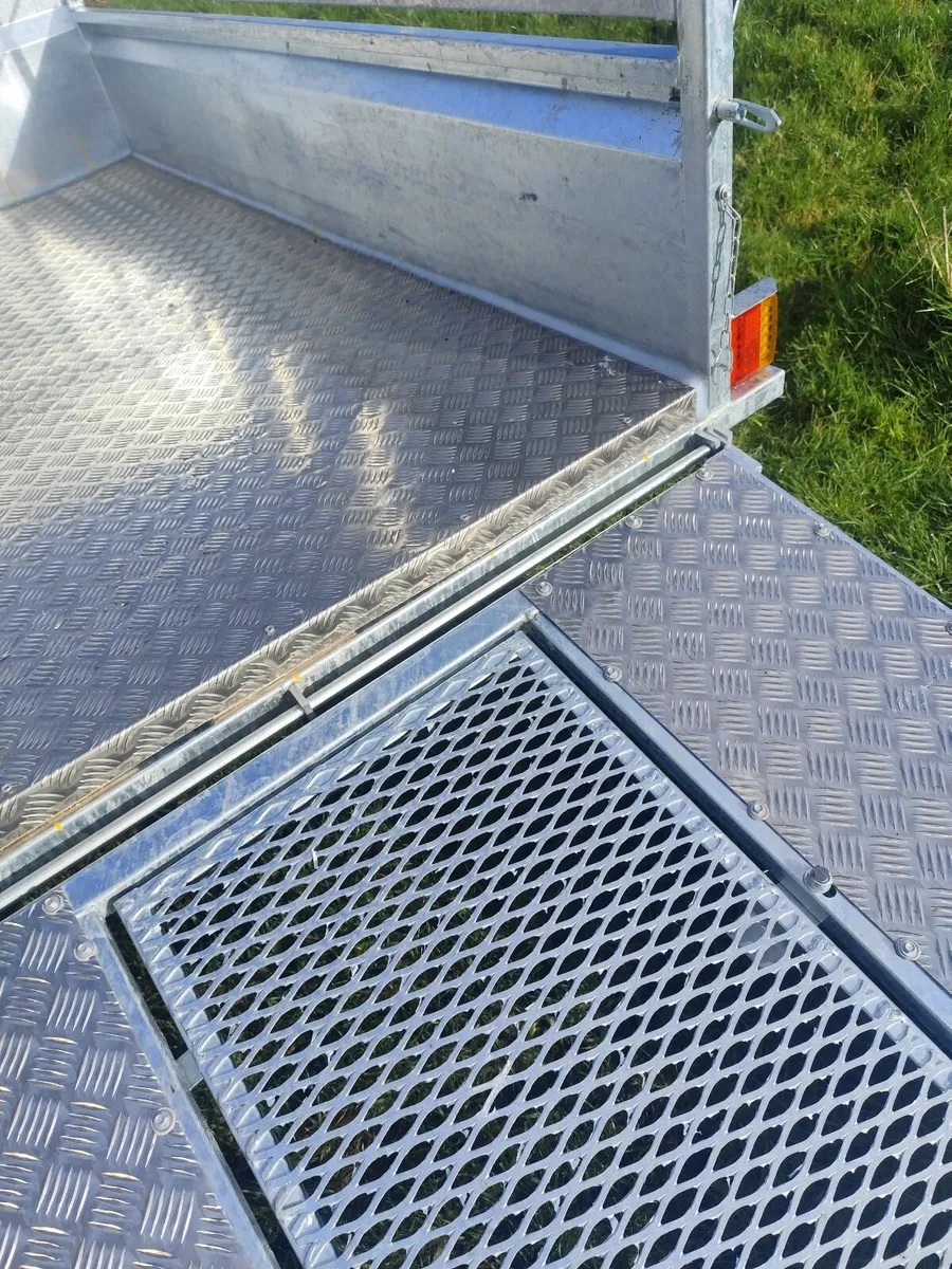 7ft6x4ft2 SINGLE AXEL TRAILER - Image 3