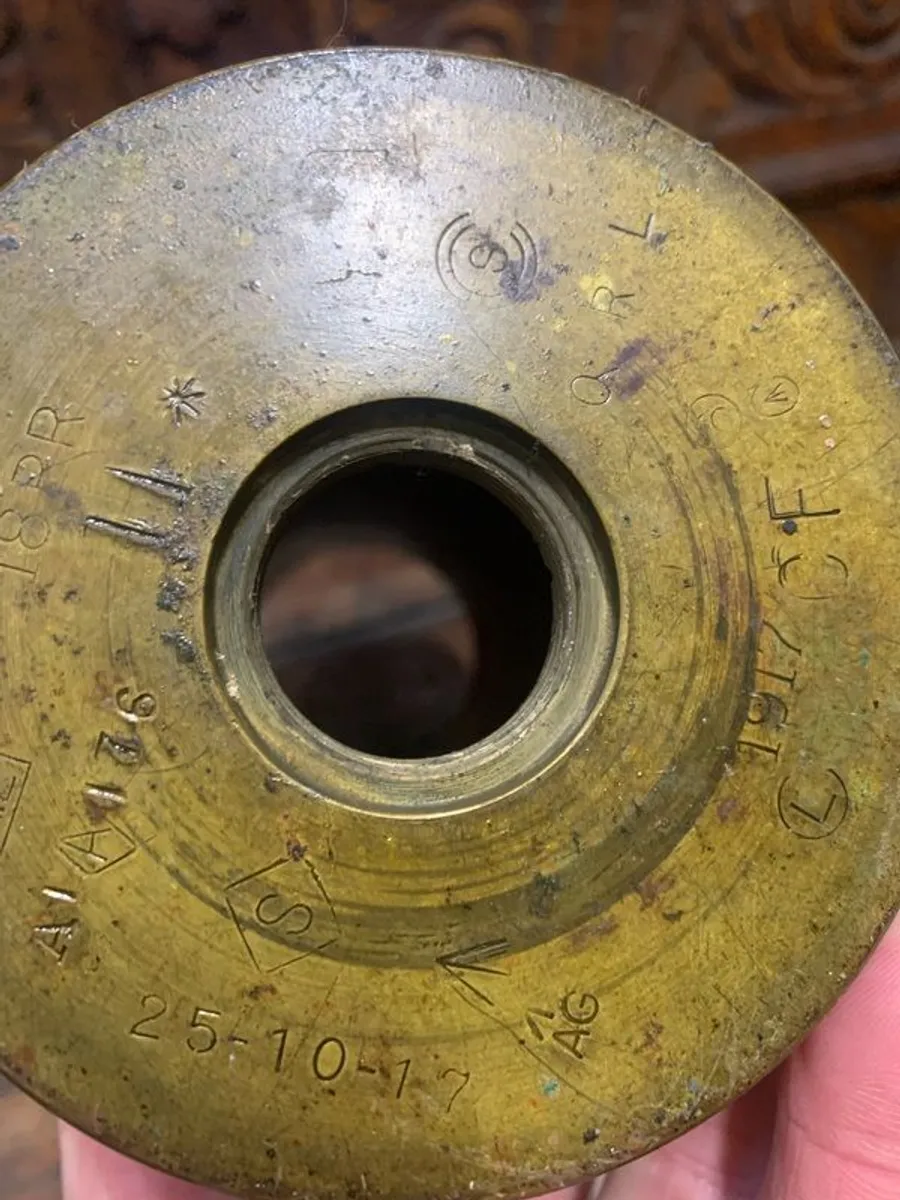 Pair of Original British 18 Pounder Artillery Shell Cases - Image 3