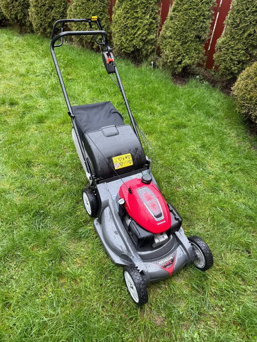 Honda HRX 537 lawnmower - Image 1