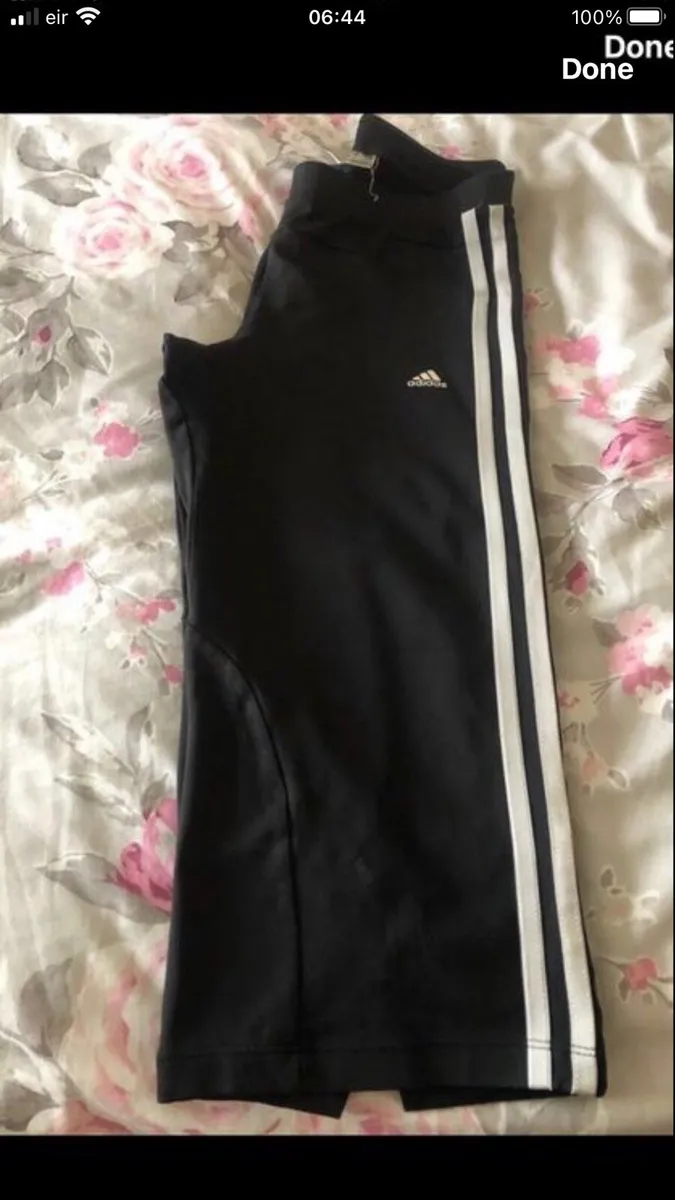 Ladies adidas 3/4 length bottoms size 10 €5 - Image 1