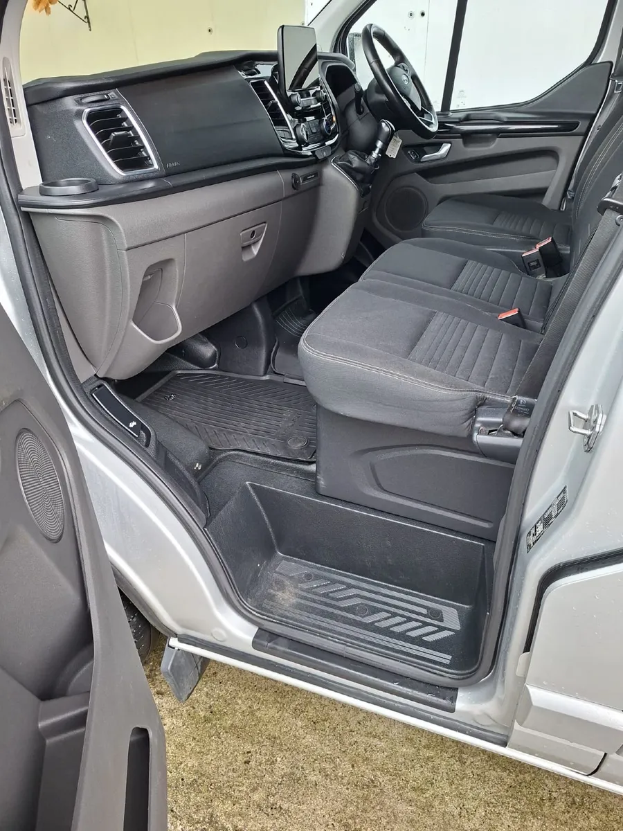 Ford Transit Custom 2023 - Image 3