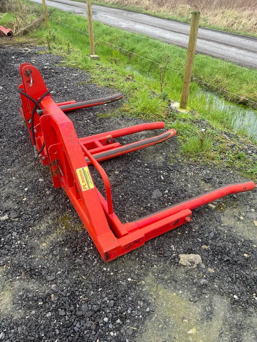 Double Bale Lifter - Image 3