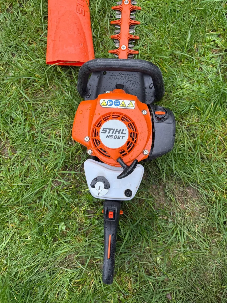 Stihl HS 82T hedge trimmer - Image 2