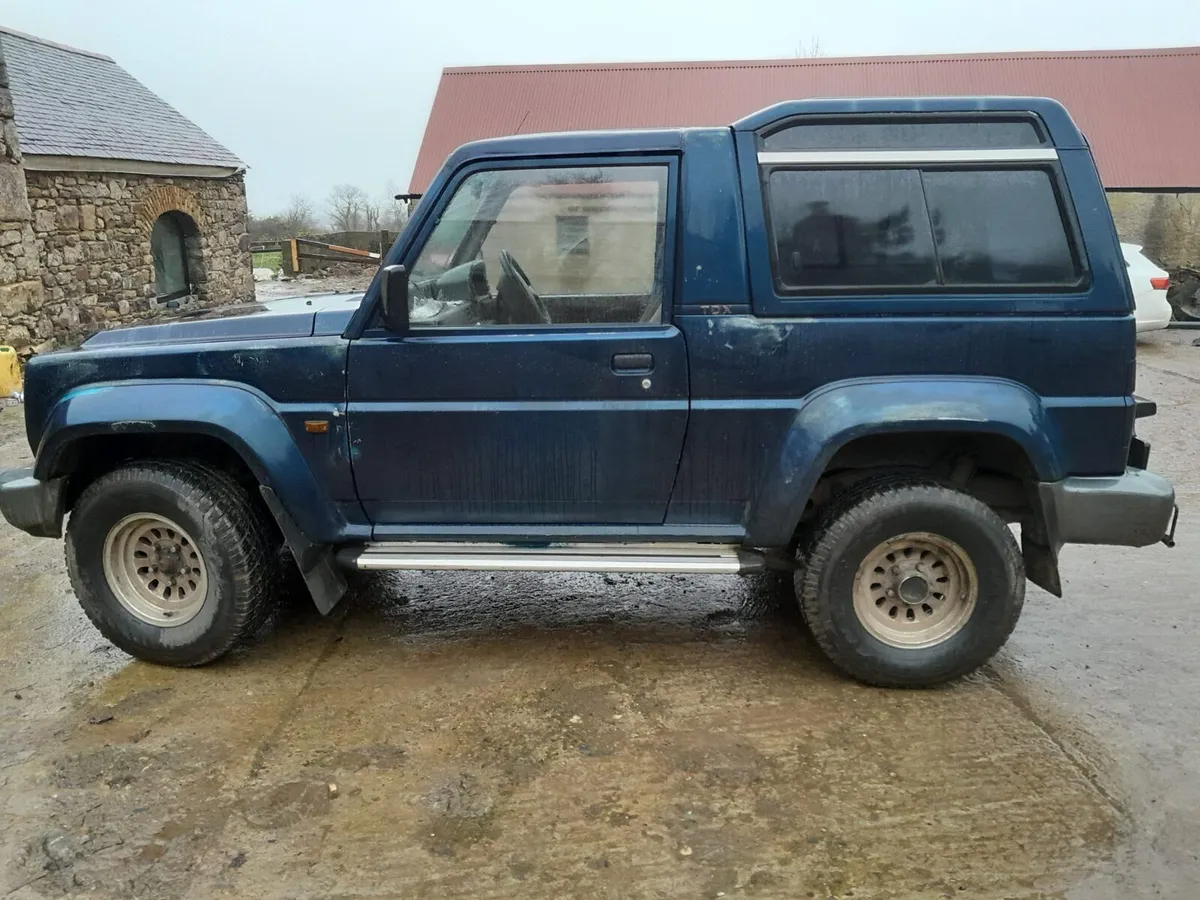 Original Daihatsu Fourtrak - Image 2