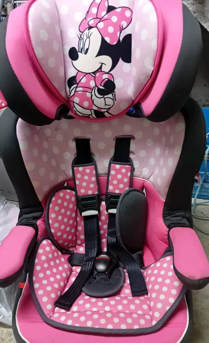 Car seat - Image 1