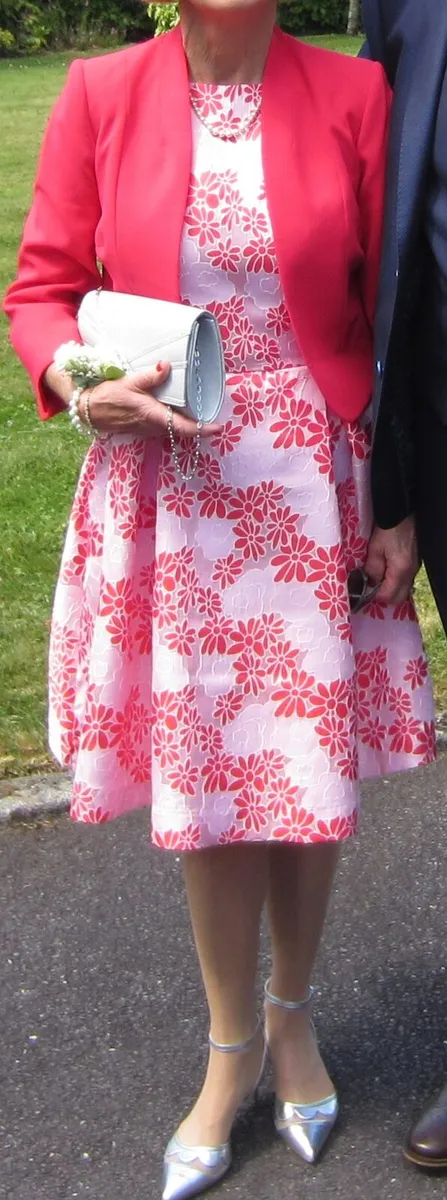 Wedding outfit - Image 3