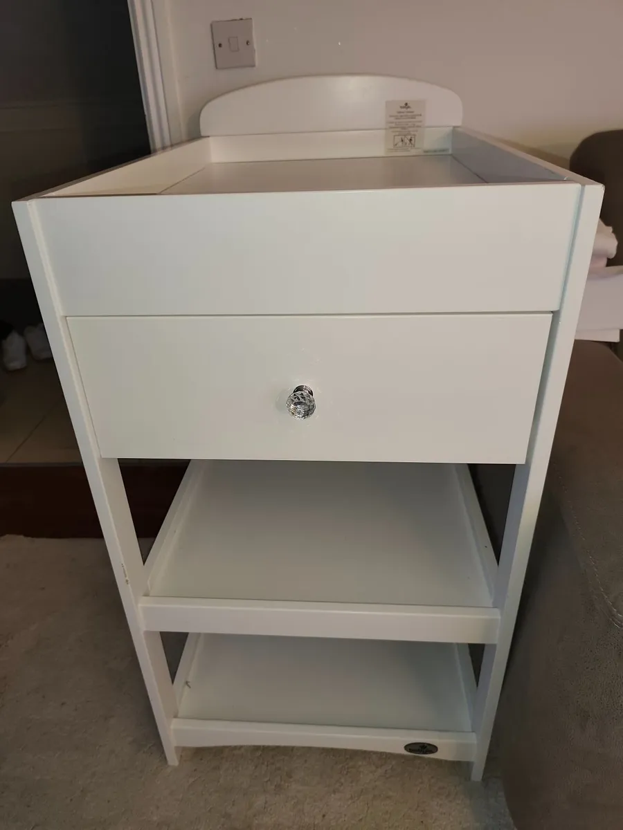 Babylo Changing table - Image 1