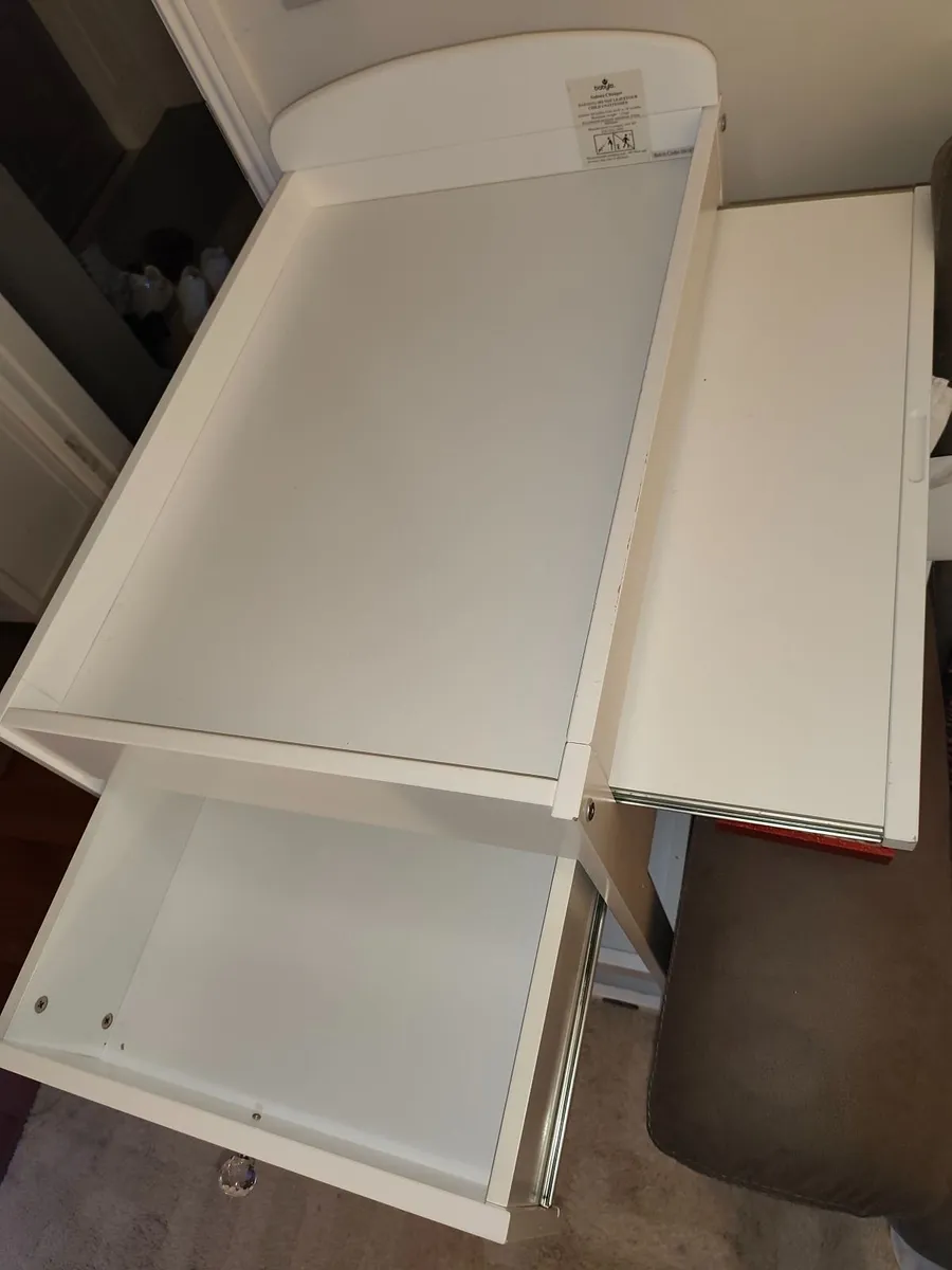 Babylo Changing table - Image 2