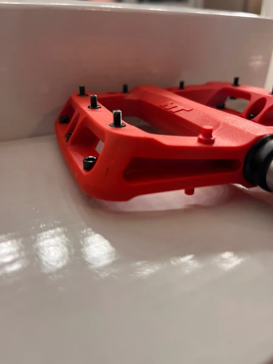 Orange MTB Pedals - Image 2