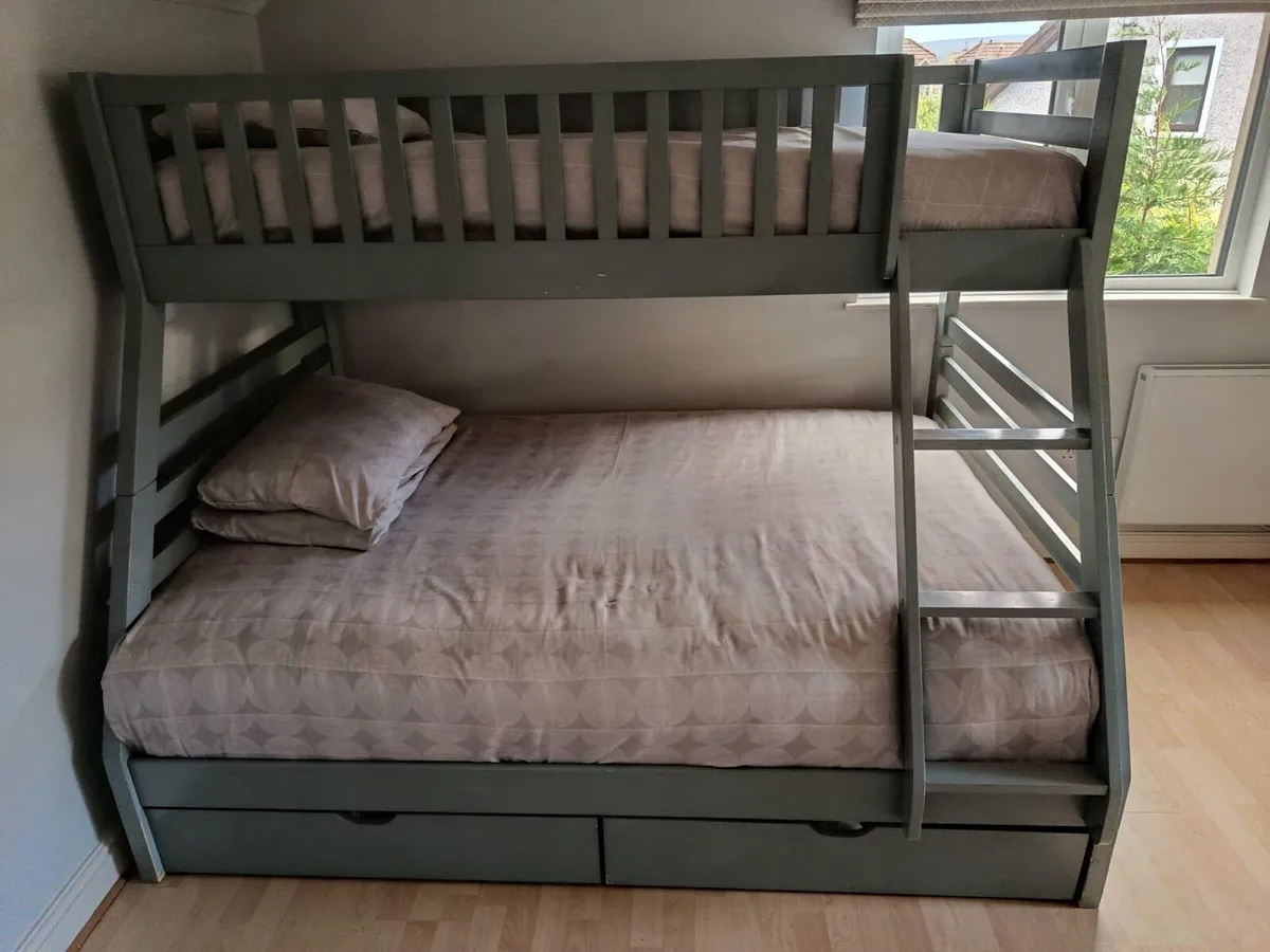 Bunkbed - Image 1